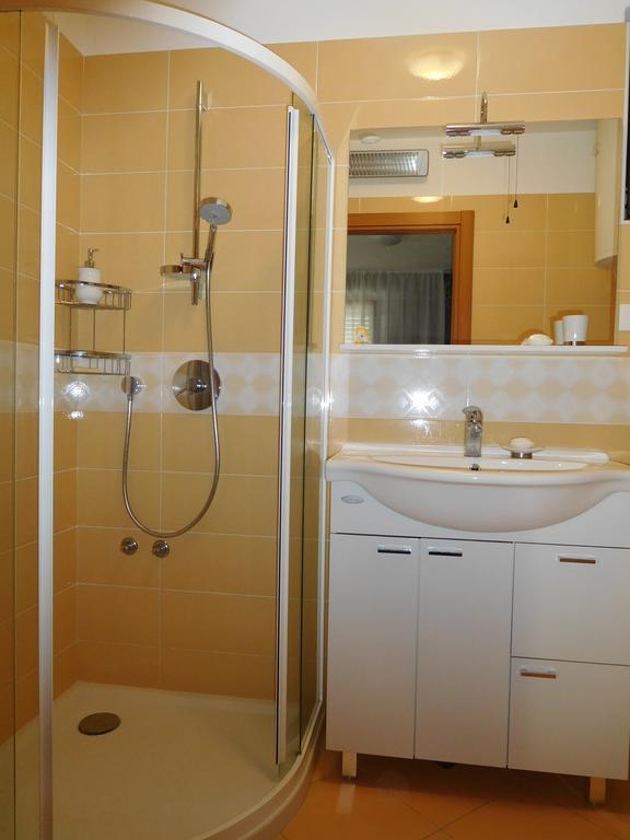 Holiday House Ida Марезиге Екстериор снимка